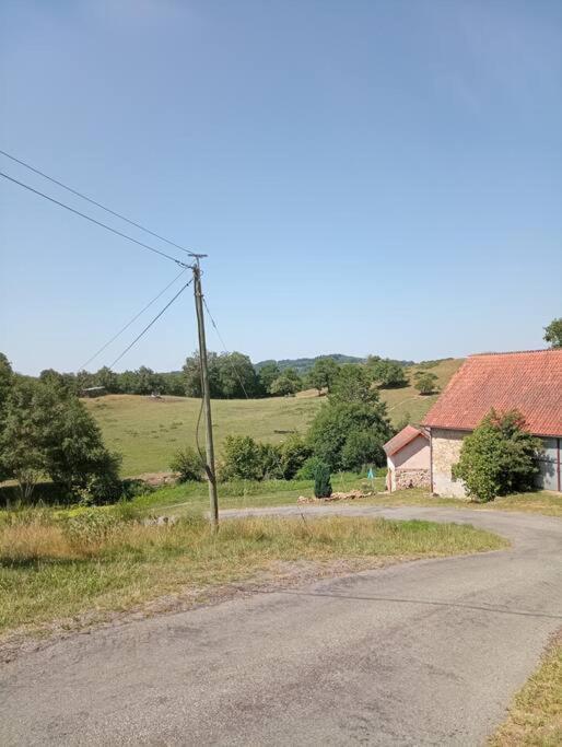 Maisonnette Chaleureuse De 35M2 Miremont  Exterior photo